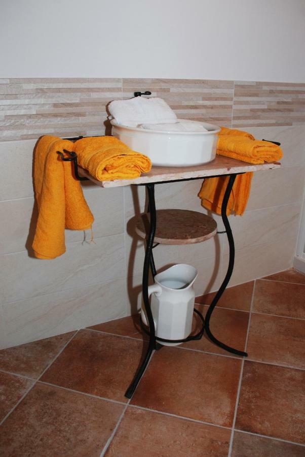 La Cascina Bed & Breakfast Aglie Ngoại thất bức ảnh
